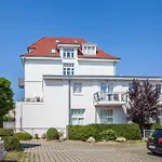 Haus Am Park 04 アパート Ostseebad Kühlungsborn